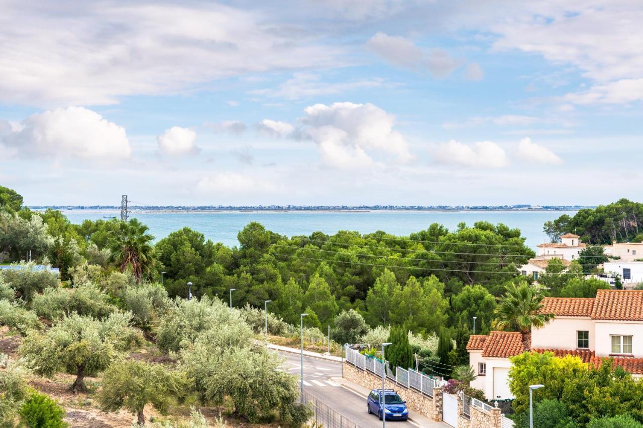 La Caseta De La Muntanya Vila L'Ampolla Exterior foto
